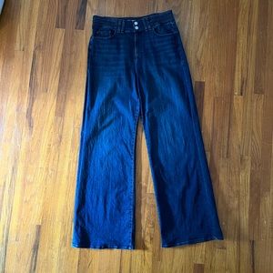 Frame Denim Triple Stitch Detail wide leg jeans. Women’s size 33, 34” inseam